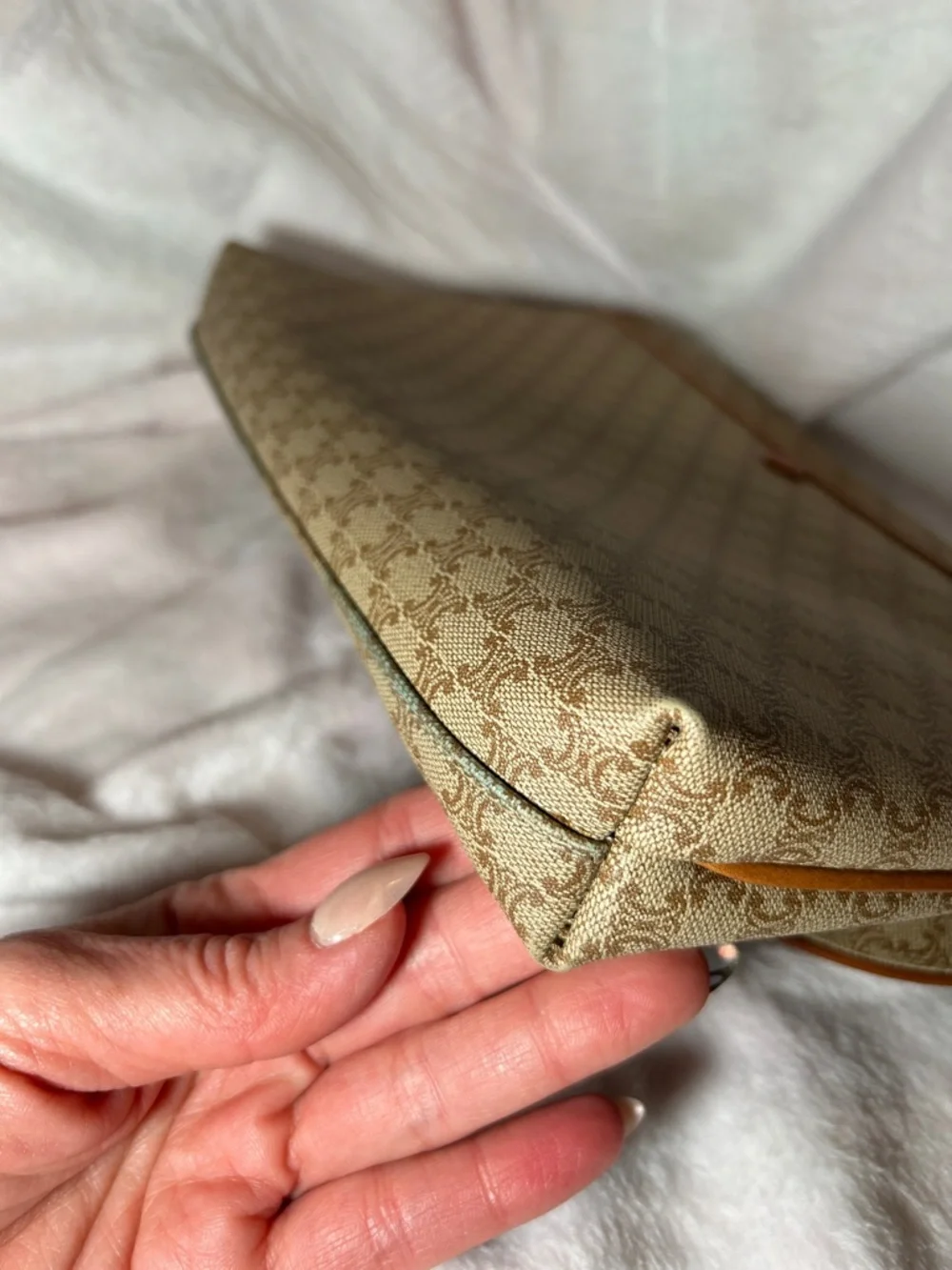 345. Vintage CELINE Macadam PVC and leather beige shoulder bag w/coa - Picture 5 of 14